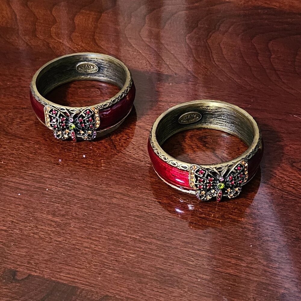 RARE JAY STRONGWATER BUTTERFLY FLORA FAUNA CRYSTAL RED  ENAMEL NAPKIN RINGS